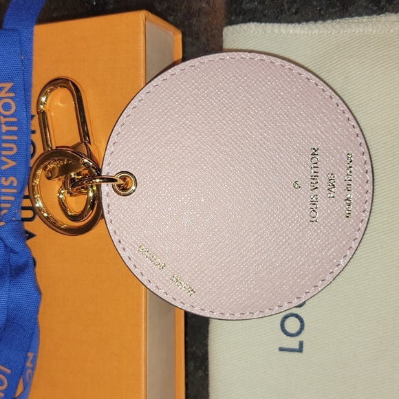 NEW Louis Vuitton Bag Charm - Picture 9 of 16